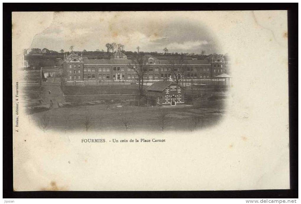 Cpa du 59  Fourmies  Un coin de la Place  Carnot  T18
