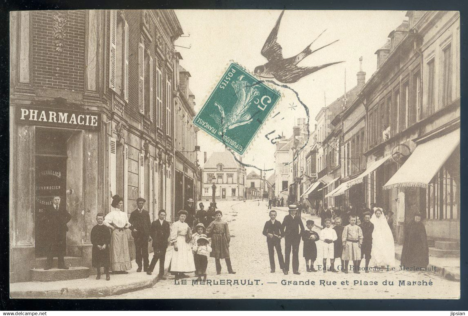 cpa du 61 Le Merlerault , grande rue et place du marché (1)   MAR25-12