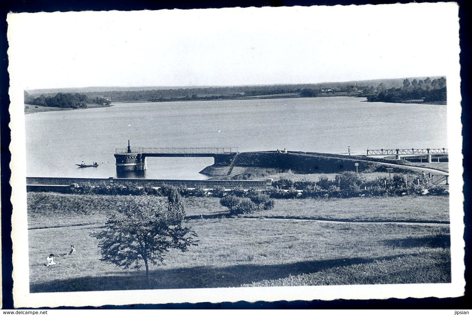 cpa du 89  Saint Fargeau lac de Bourdon sep17-75