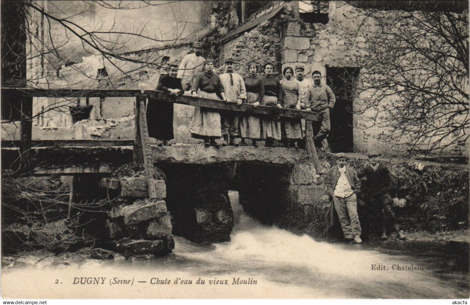 CPA DUGNY - Chute d'eau du vieux Moulin (44426)