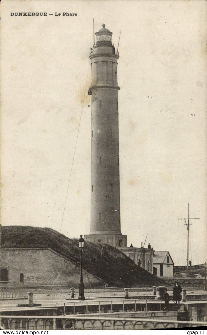 CPA Dunkerque Le Phare