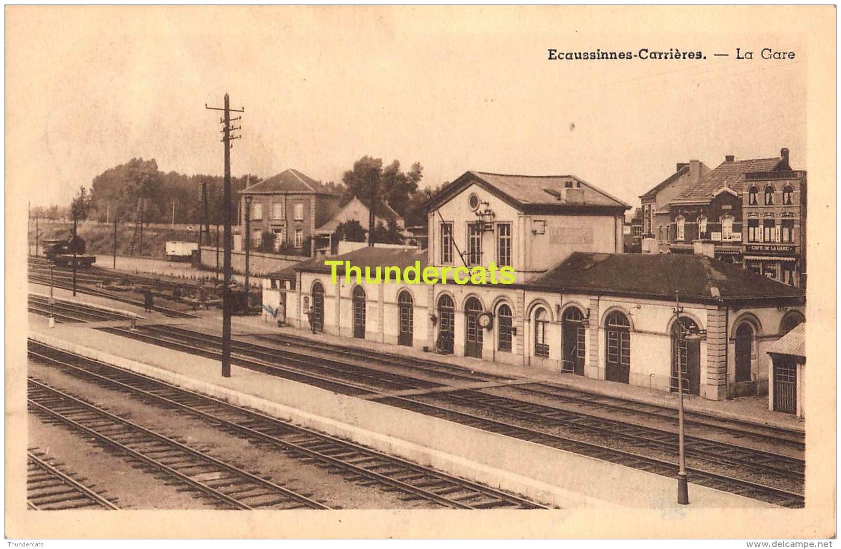 CPA  ECAUSSINNES CARRIERES LA GARE