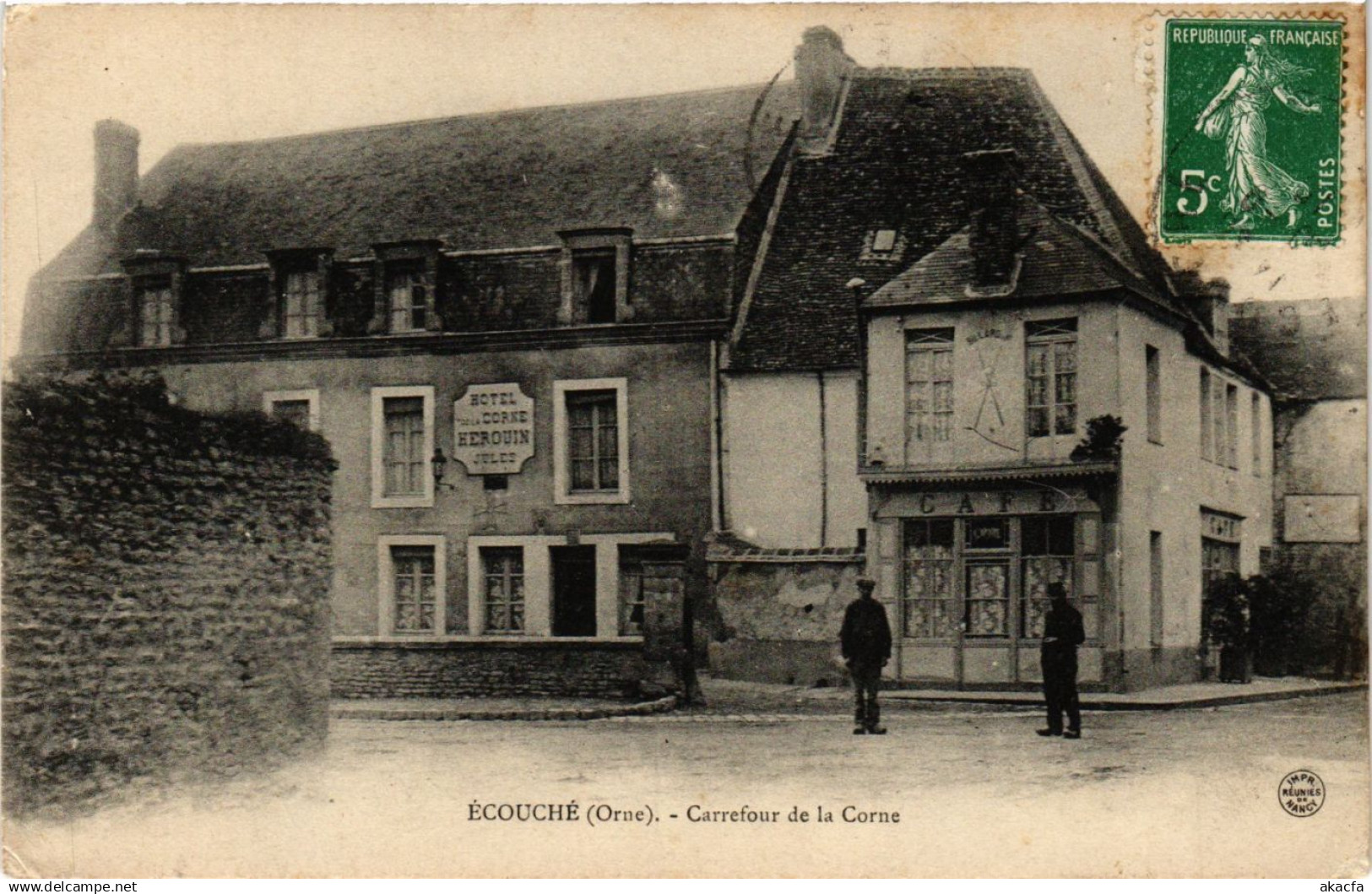 CPA Ecouche - Carrefour de la Corne (259229)
