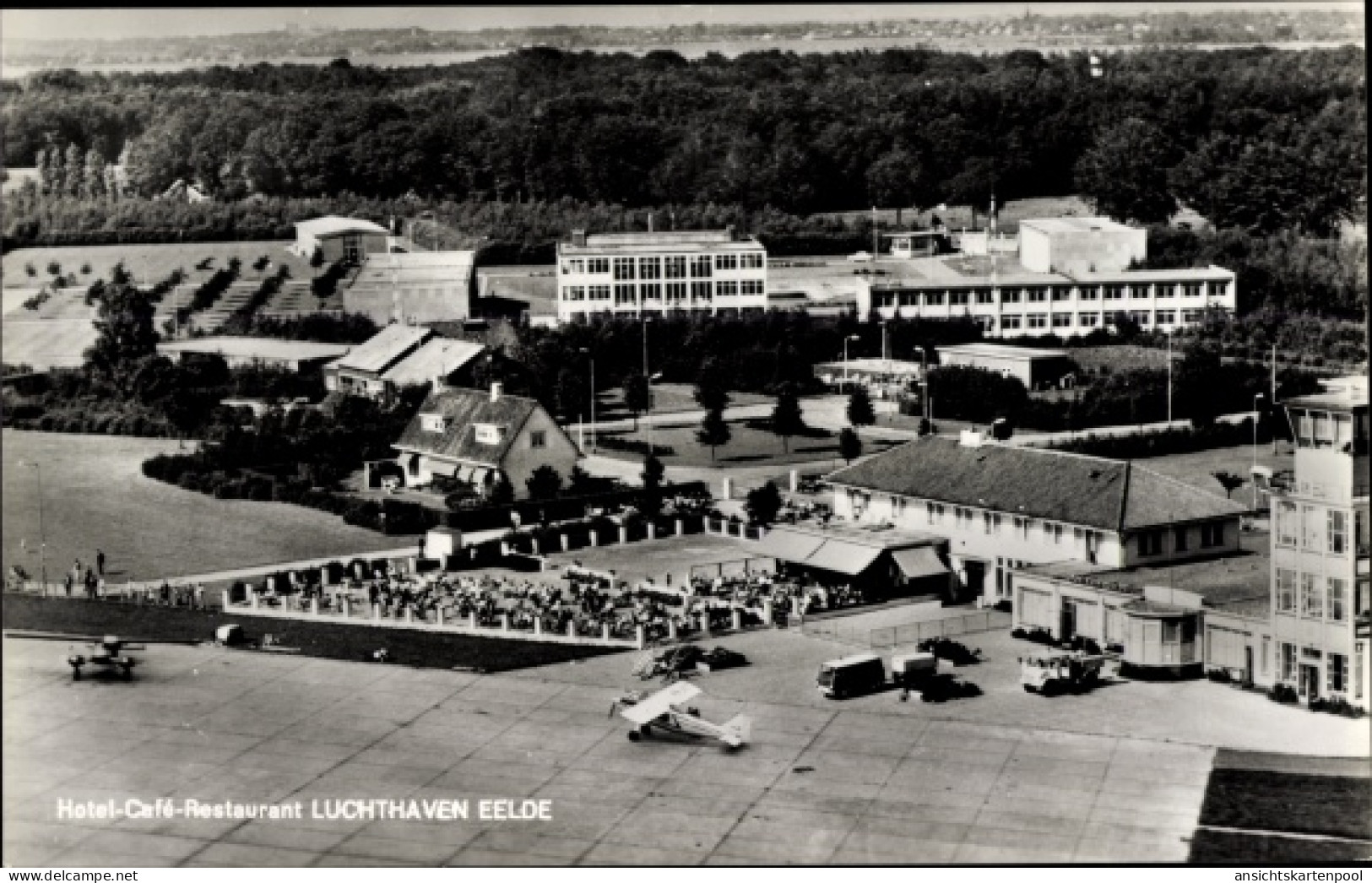 CPA Eelde Drenthe Niederlande, Hotel-Cafe-Restaurant Luchthaven Eelde