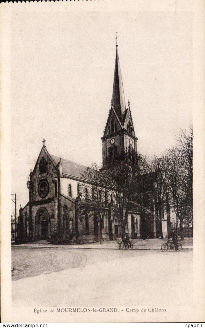 CPA Eglise de Mourmelon le Grand Camp de Chalons