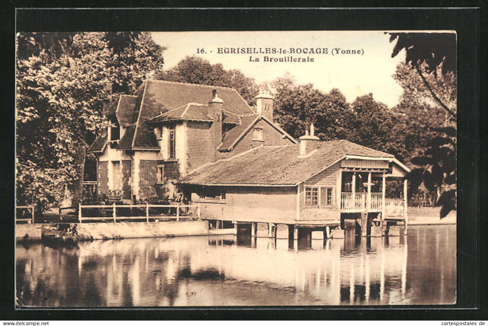 CPA Egriselles-le-Bocage, La Brouilleraie