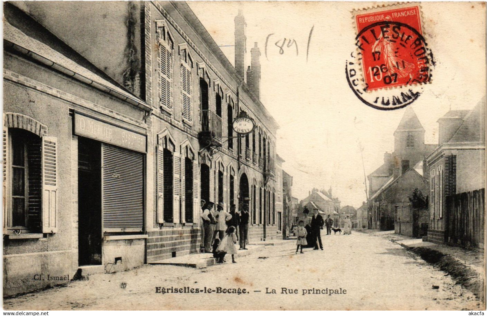CPA EGRISELLES-le-BOCAGE - La Rue principale (357732)