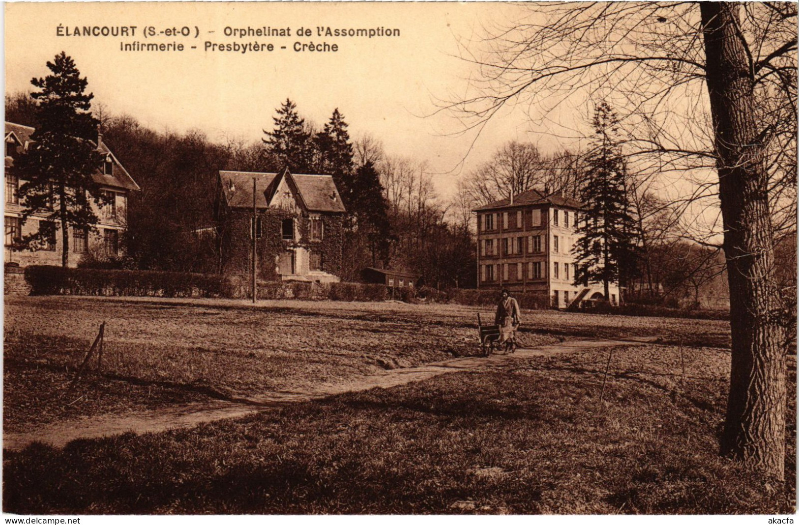 CPA ELANCOURT Orphelinat de l'assomption - Infirmerie - Presbytere (1412018)