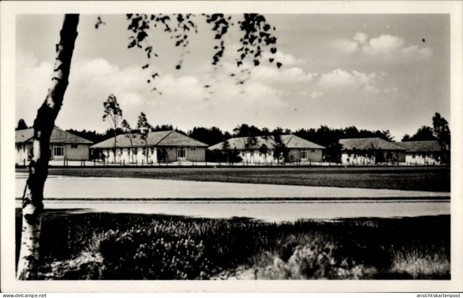 CPA Elstal Wustermark Brandenburg, Olympisches Dorf, Wohnhäuser am Sportplatz