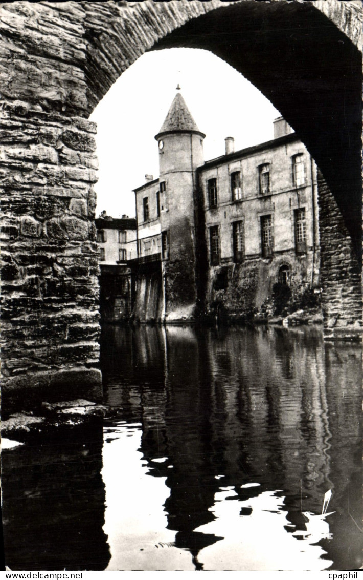 CPA En passant par Brassac (Tarn) La Mairie