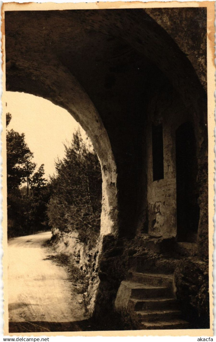 CPA En Provence LORGUES Vieille Chapelle (394248)