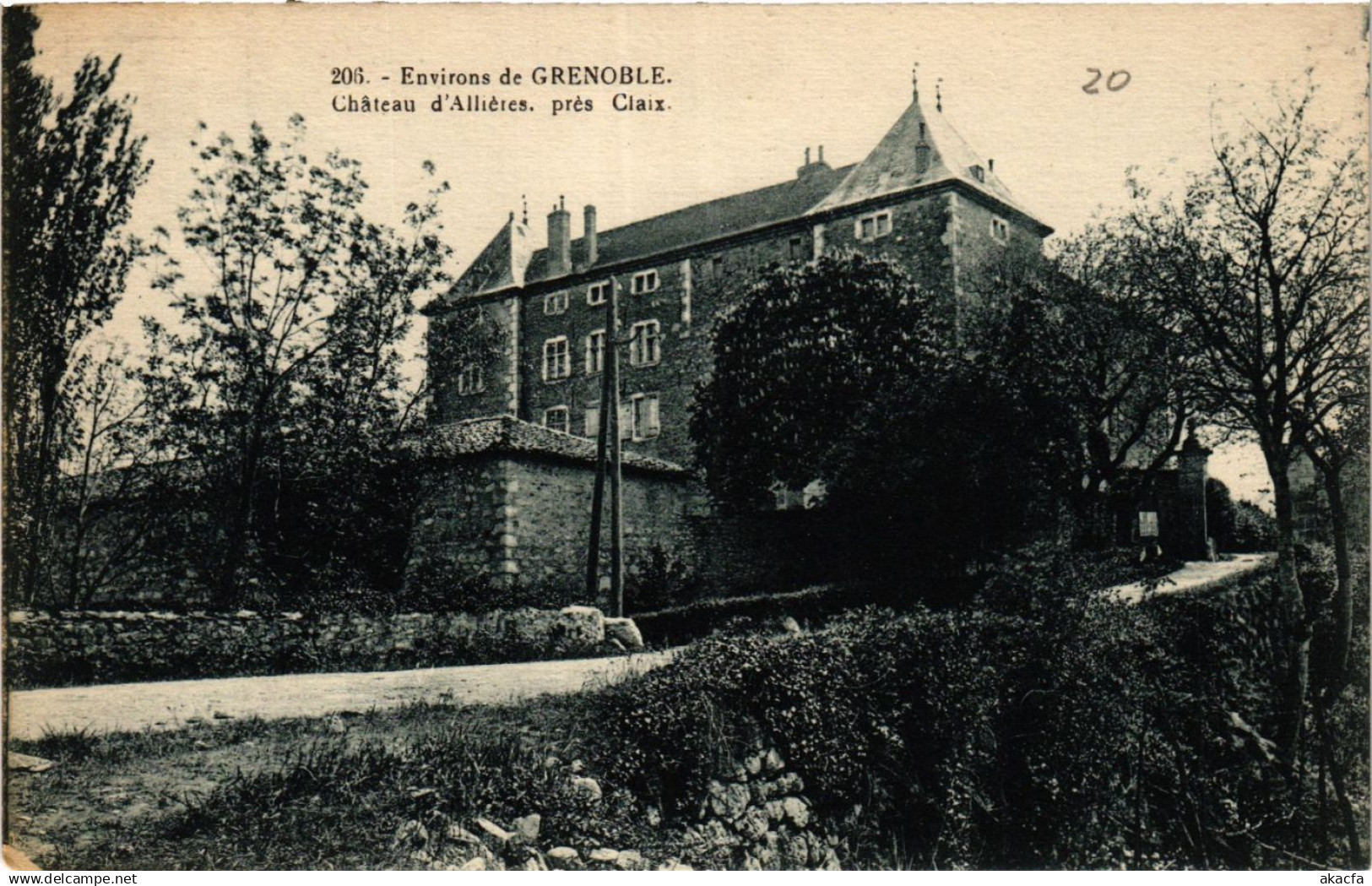CPA Env. de GRENOBLE - Chateau d'Allieres pres CLAIX (433079)