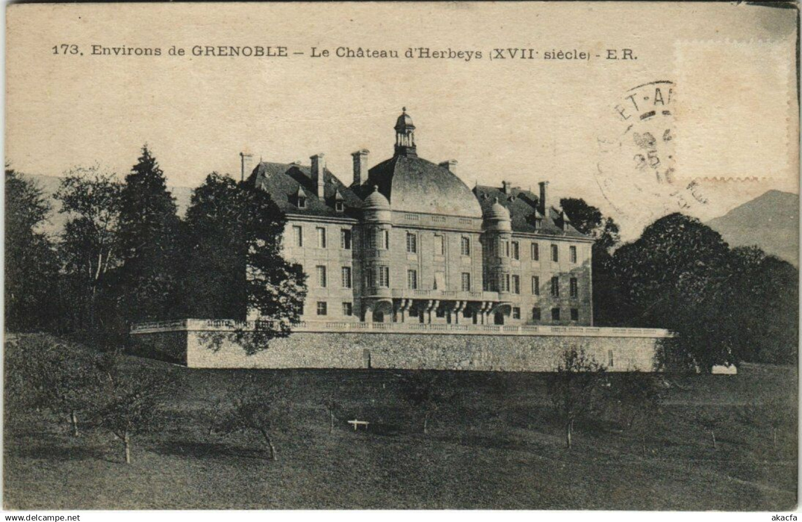 CPA Env. de GRENOBLE - Le Chateau d'Herbeys (XVII siecle) (123920)