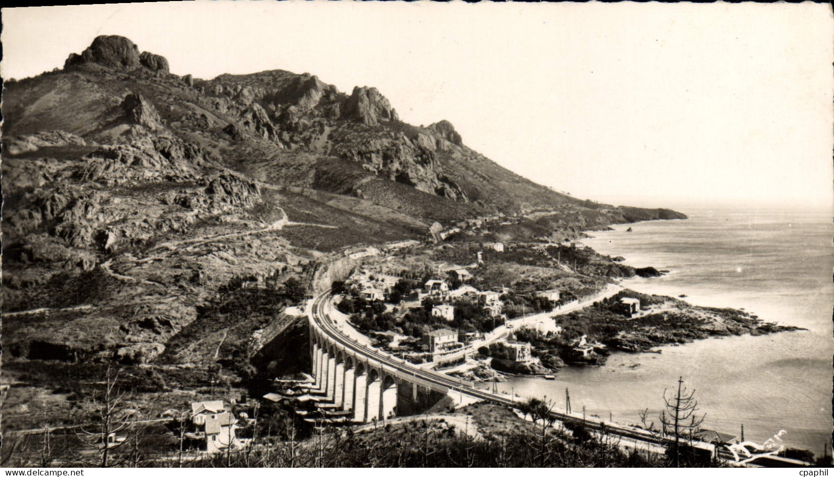 CPA Environs d'Agay Antheor Var Vue Generale