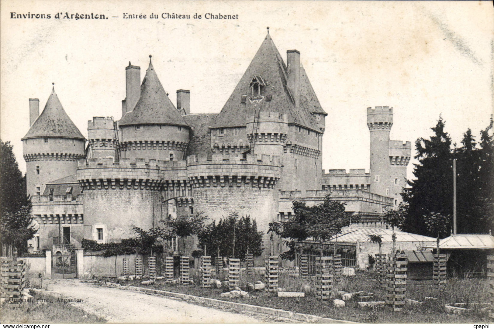 CPA Environs d'Argenton Entree du Chateau de Chabenet