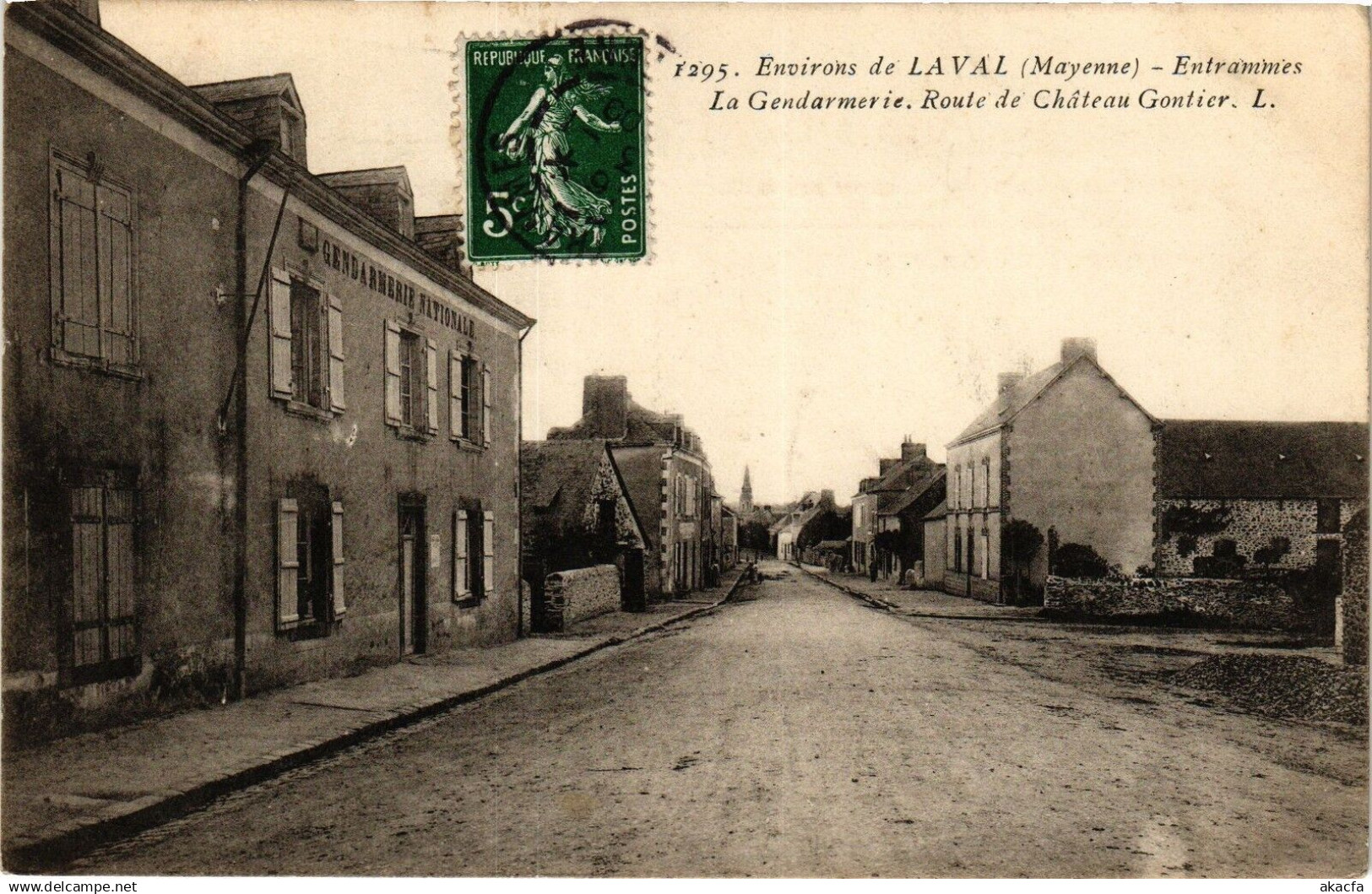 CPA ENVIRONS DE LAVAL- Entrammes (191047)
