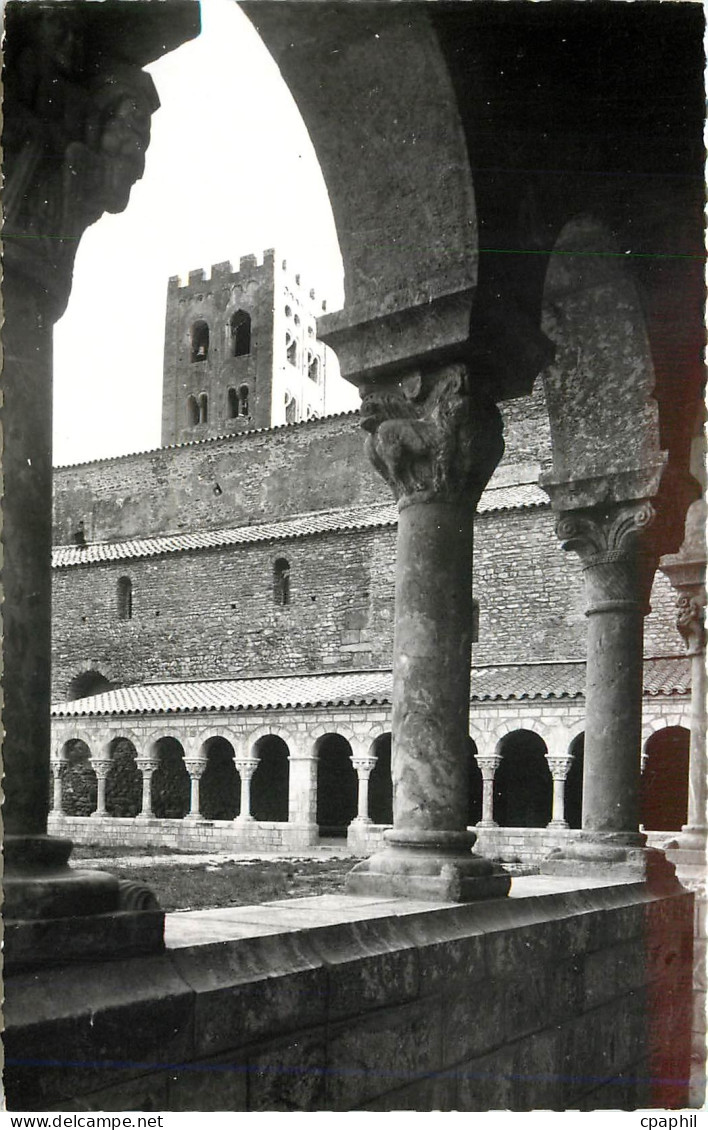 CPA Environs de Prades PO Abbaye de St Michel de Cuxa Le Cloitre
