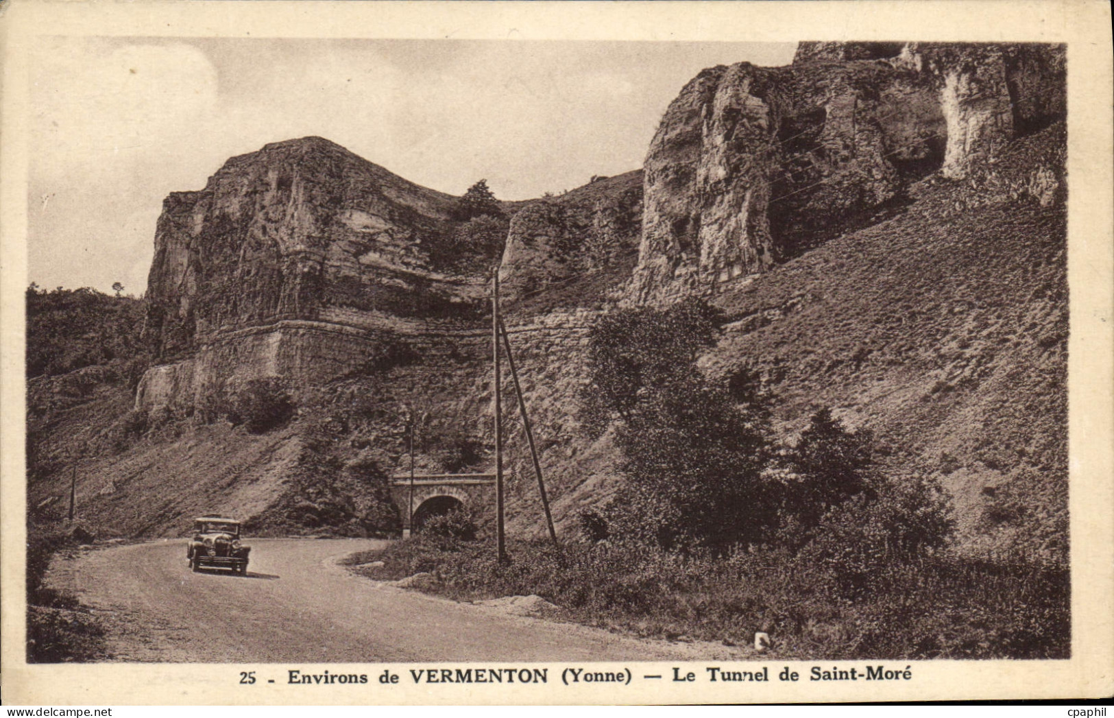 CPA Environs de Vermenton Yonne Le Tunnel de Saint More
