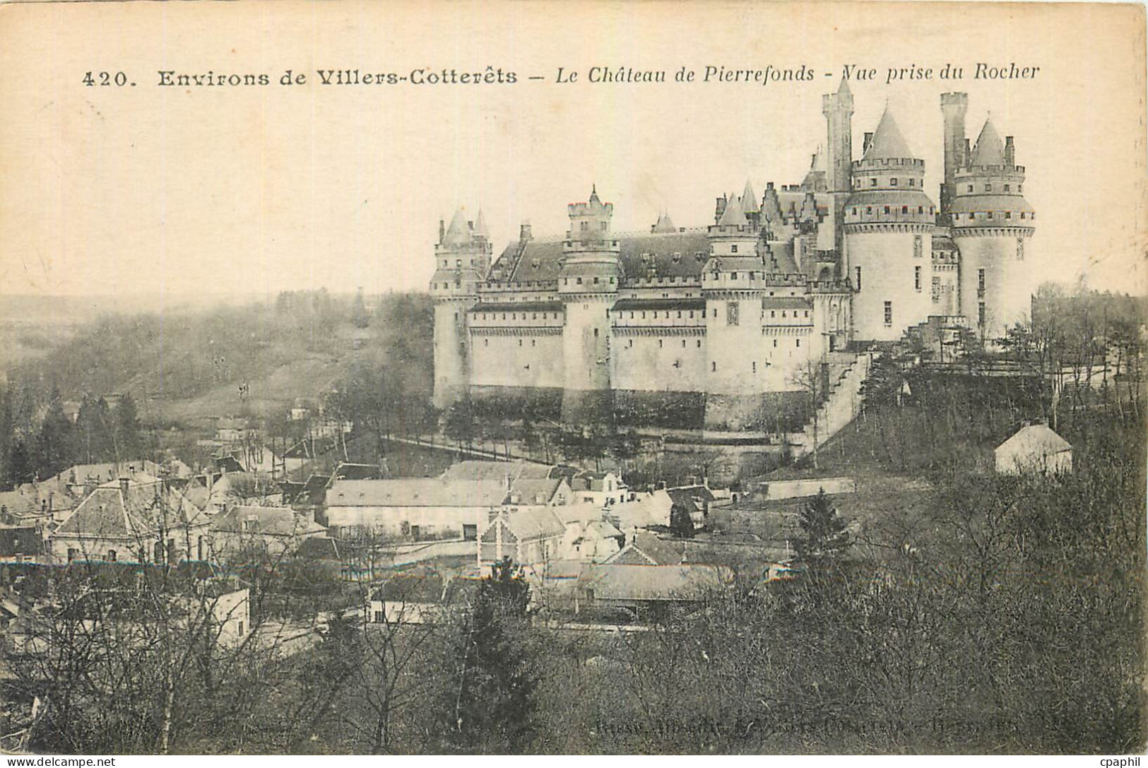 CPA Environs de Villers Cotterets Le Chateau de Pierrefonds Vue prise du Rocher