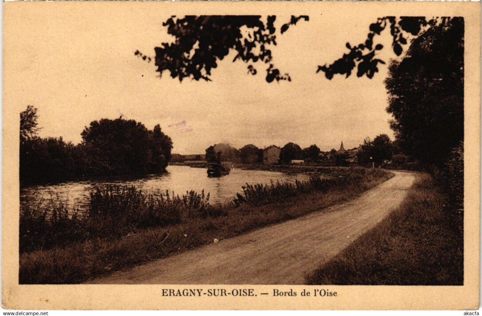 CPA Eragny Bords de l'Oise FRANCE (1332656)