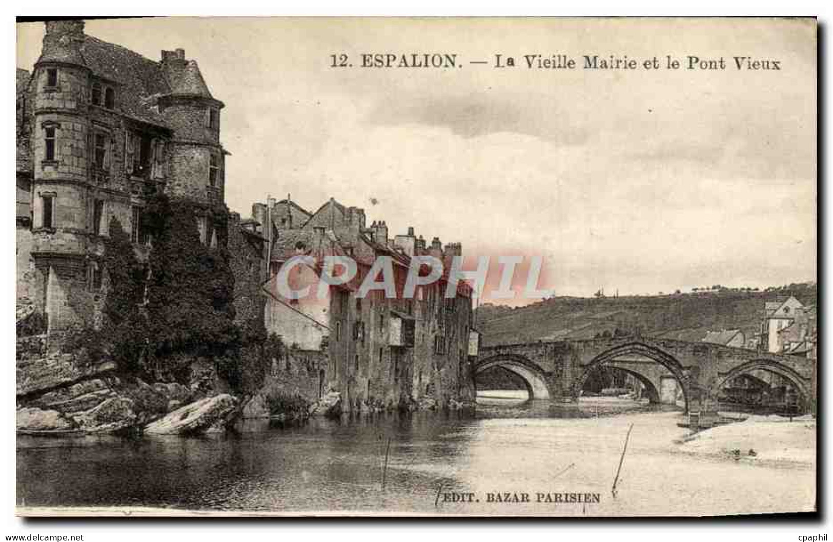 CPA Espalion La Vieille Mairie et le pont vieux