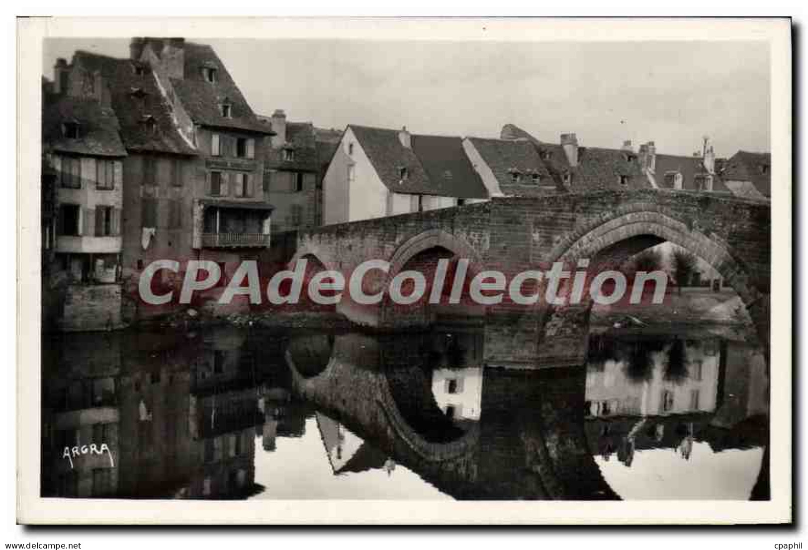 CPA Espalion Le Pont gothique
