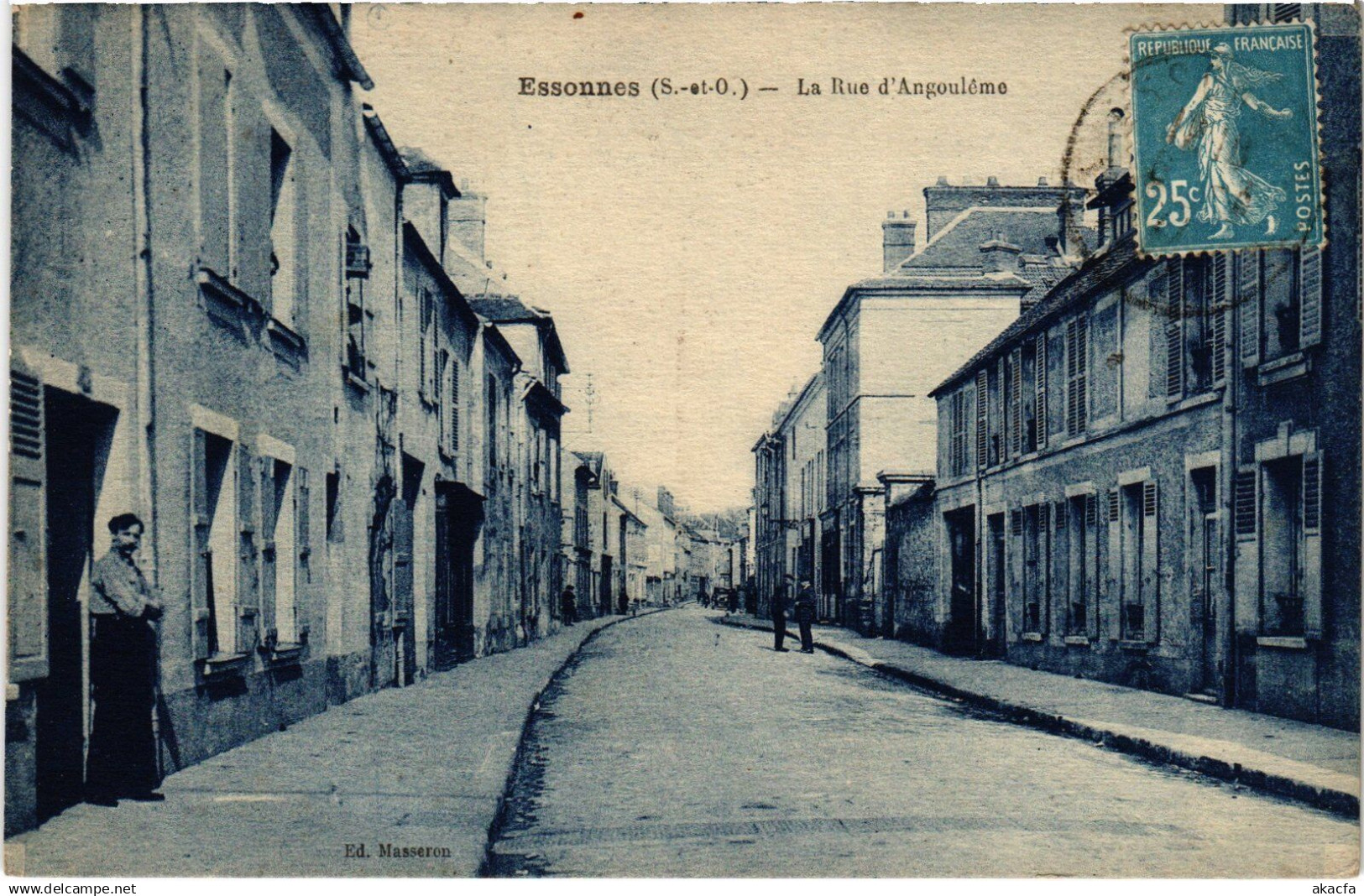 CPA Essonnes Rue d'Angouleme (1276976)