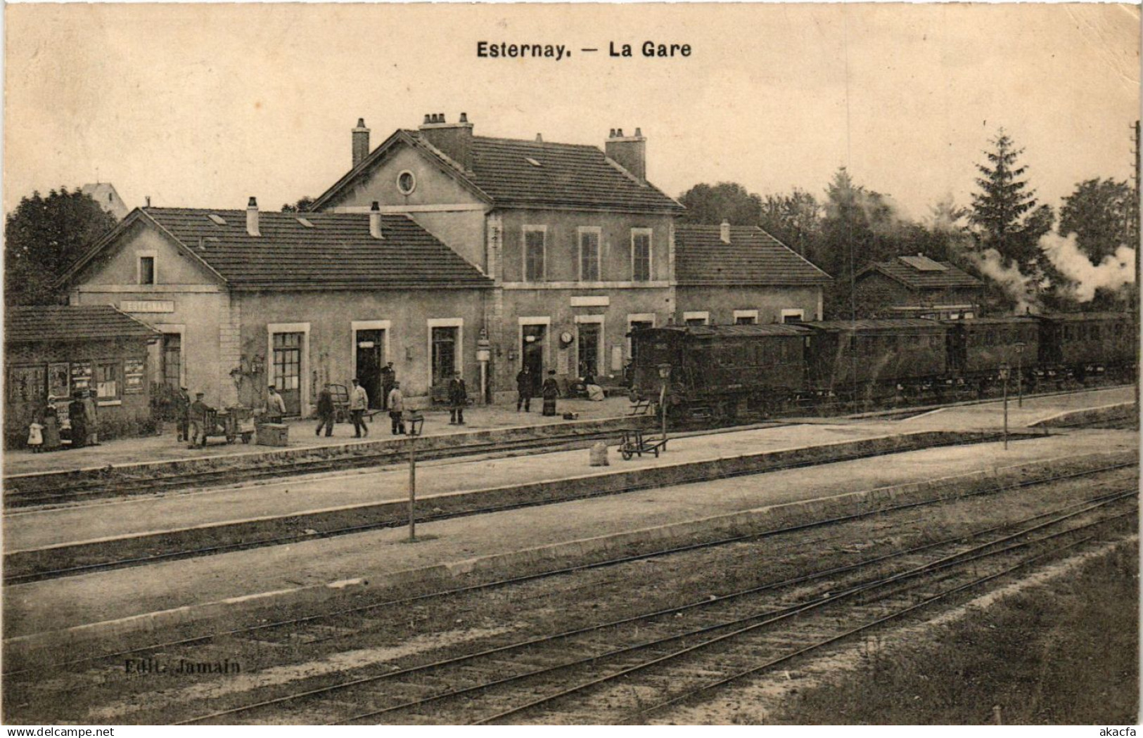 CPA ESTERNAY - La Gare (364877)