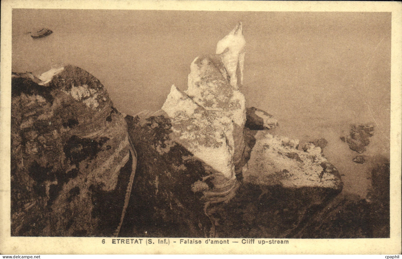 CPA Etretat Falaise d amont