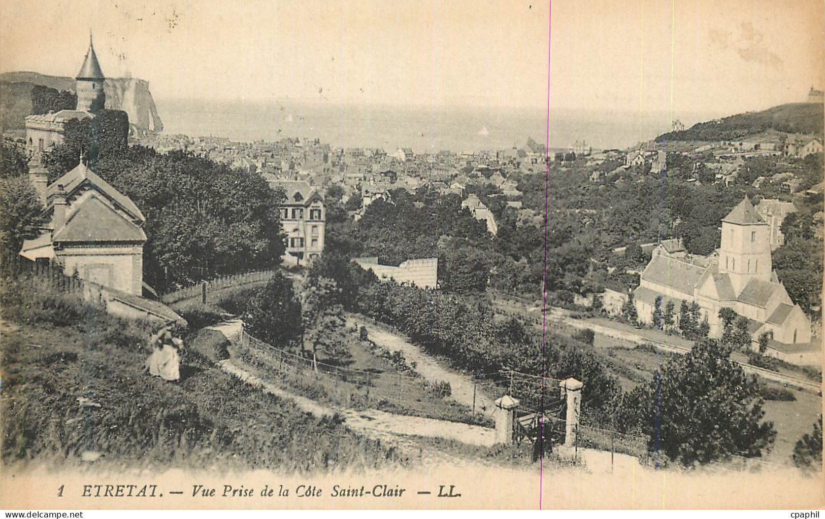 CPA Etretat Vue Prise de la Cote Saint Clair