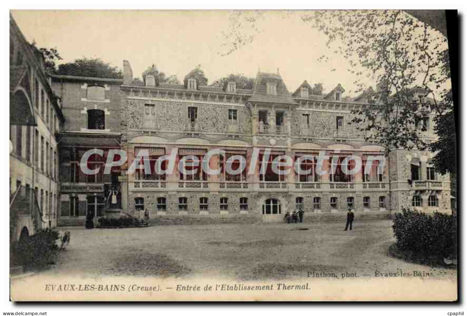 CPA Evaux Les Bains Entree De I'Etablissement Thermal