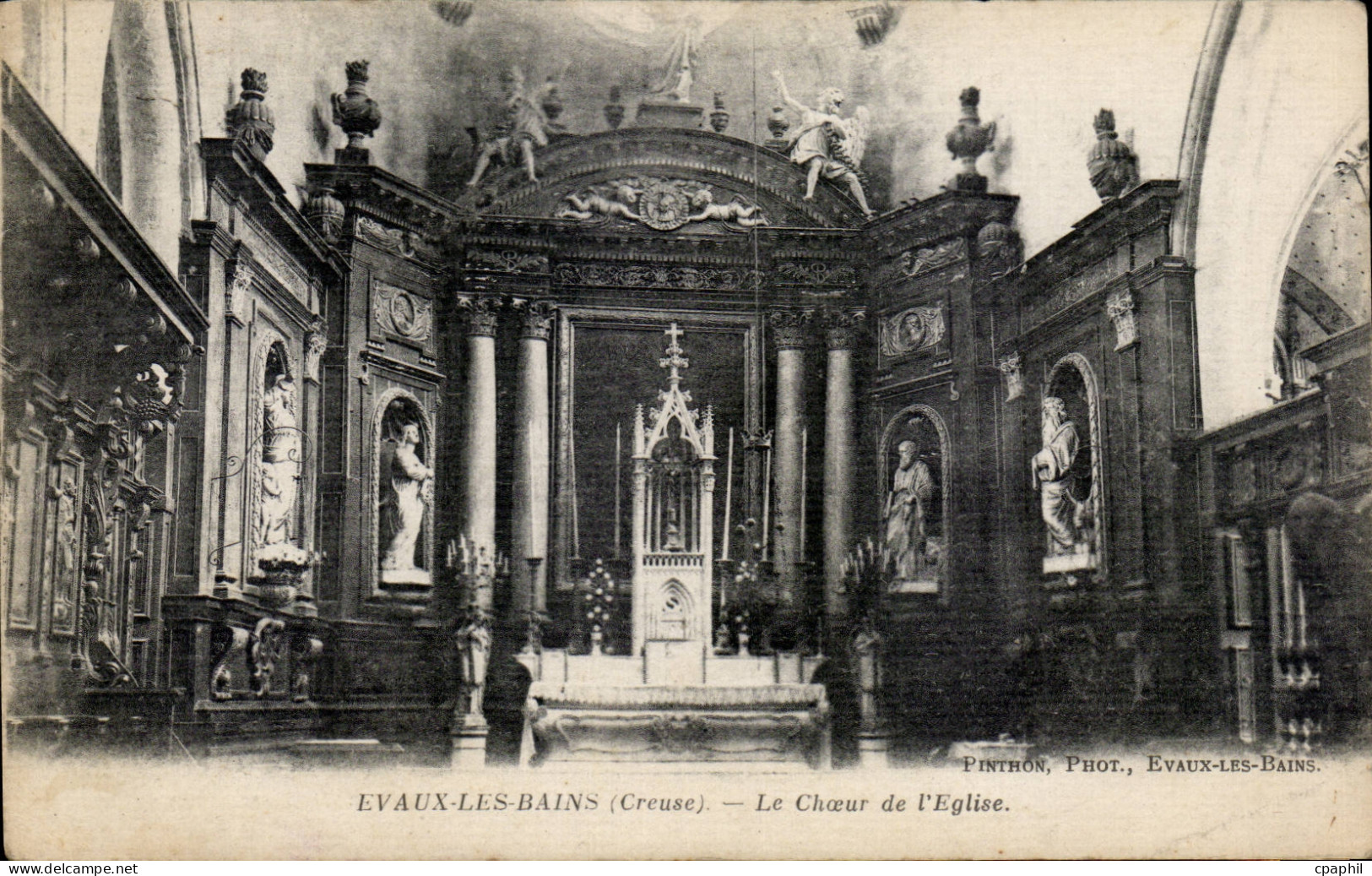 CPA Evaux les Bains Le choeur de l'eglise