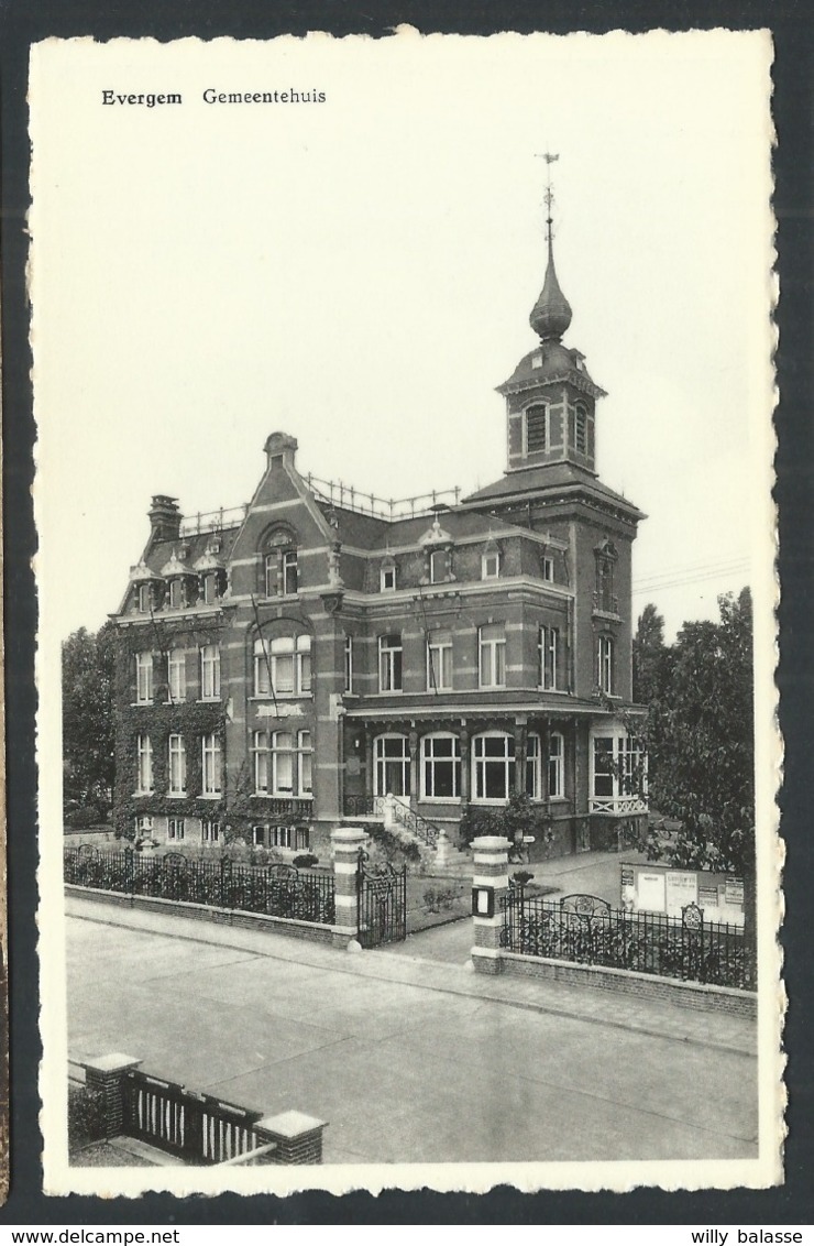 +++ CPA - EVERGEM - Gemeentehuis  //