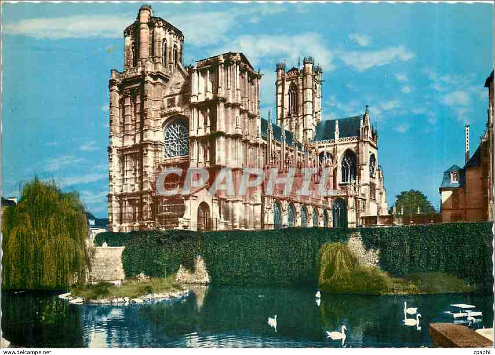 CPA Evreux Eure La Cathedrale