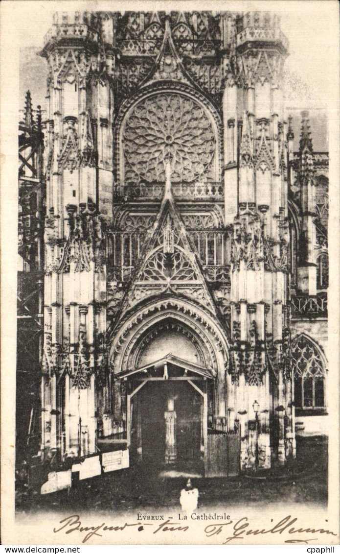 CPA Evreux La Cathedrale