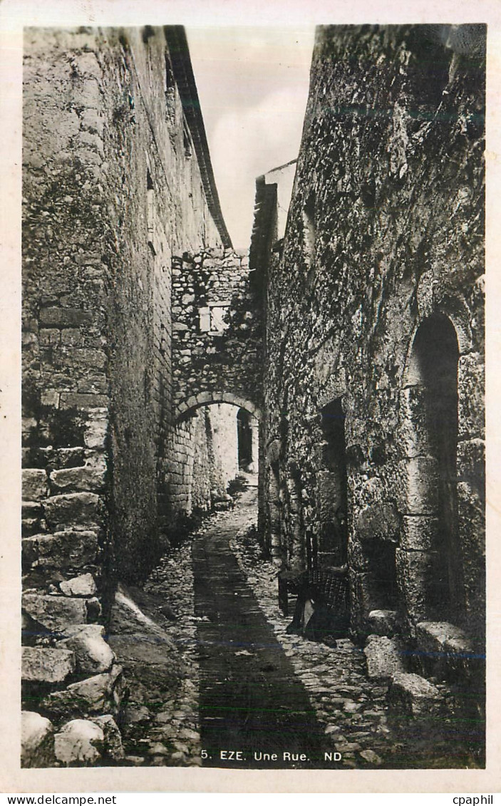 CPA Eze une Rue