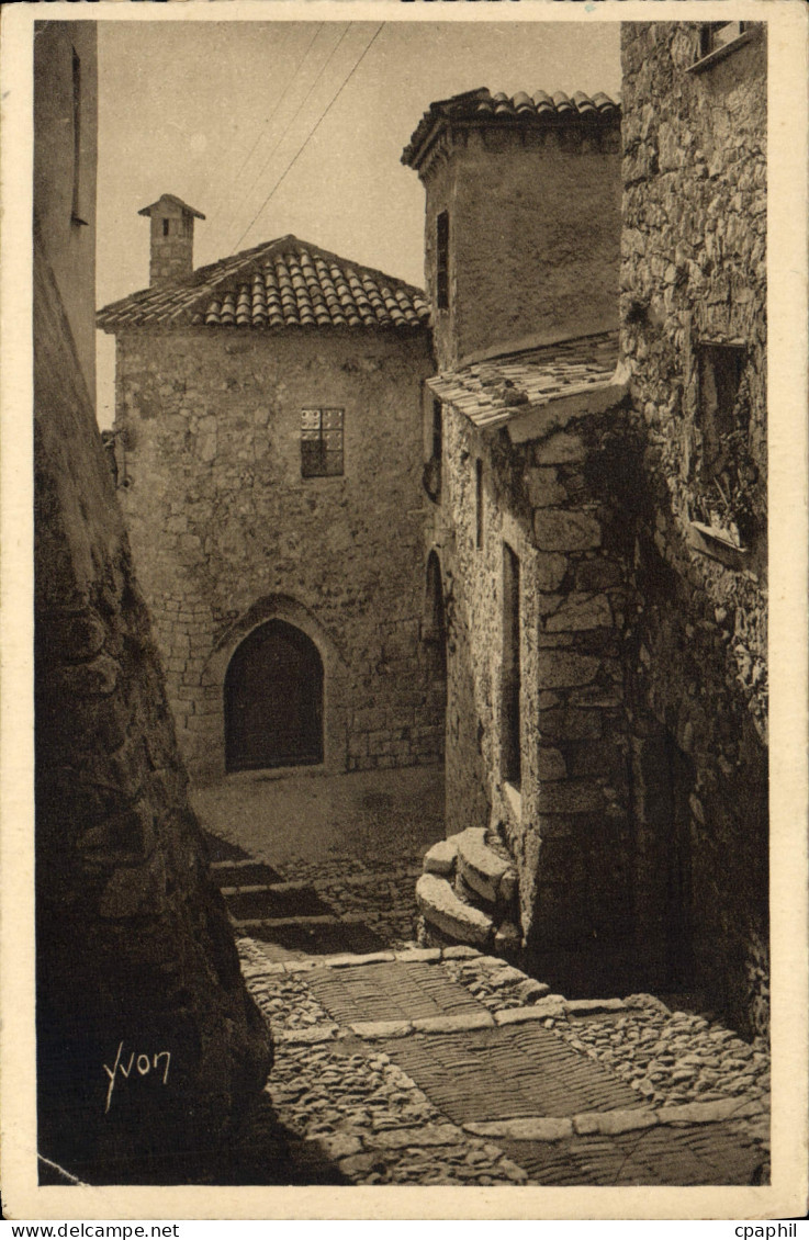 CPA Eze Vieilles Maisons