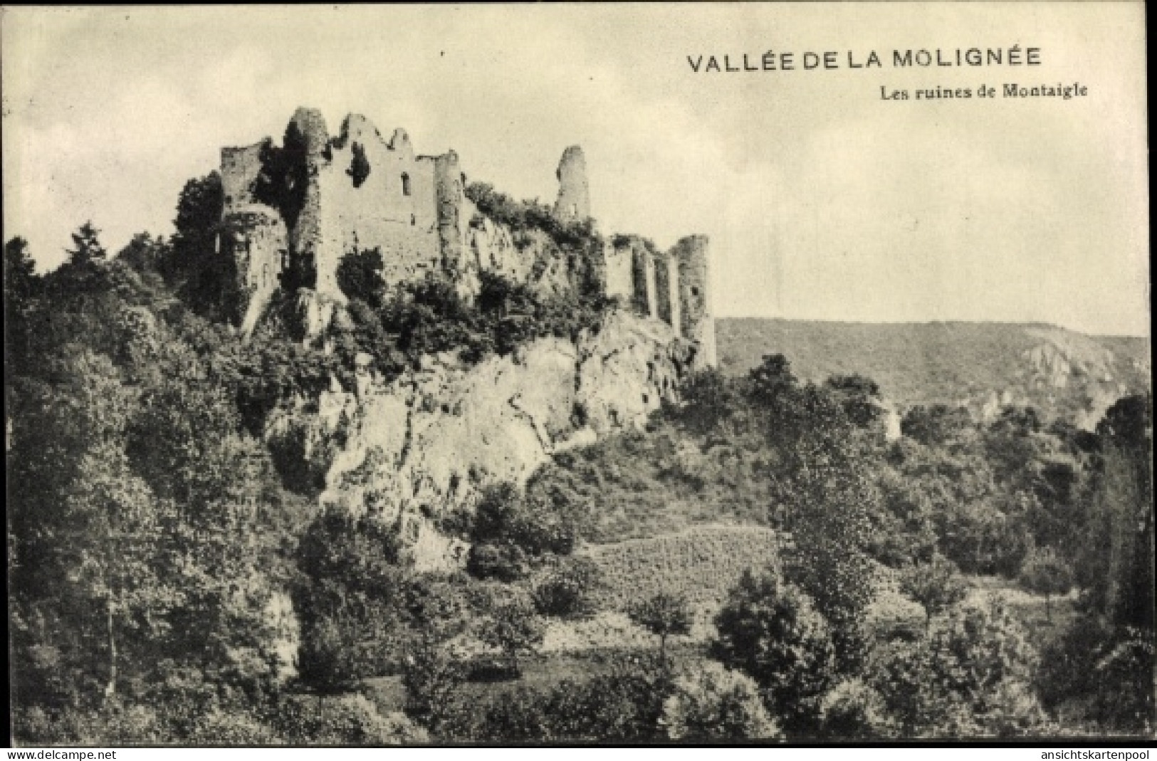 CPA Falaën Onhaye Wallonien Namur, Valle de la Molignee, Les Ruines de Montaigle