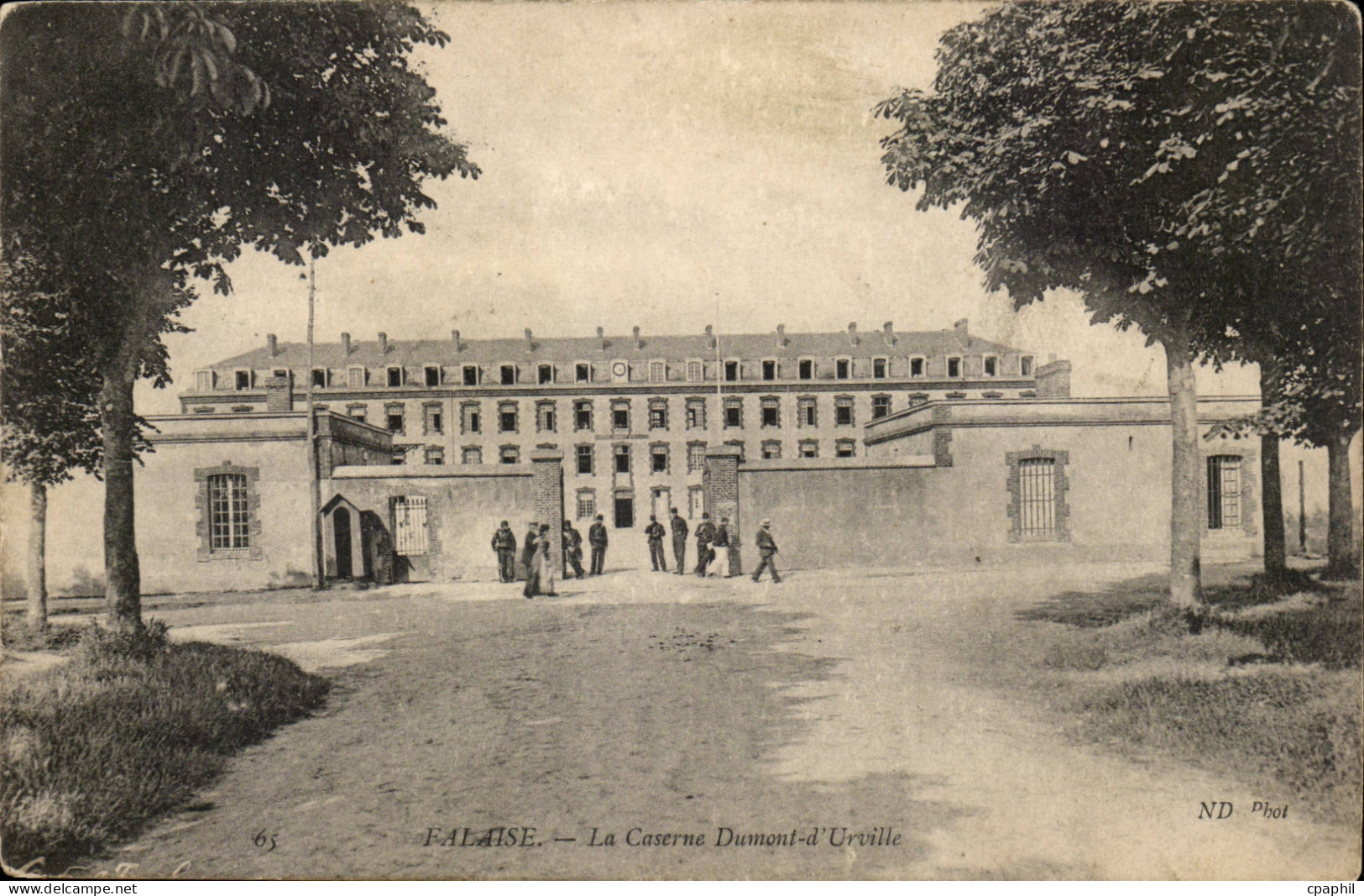 CPA Falaise Caserne Dumont D'urville