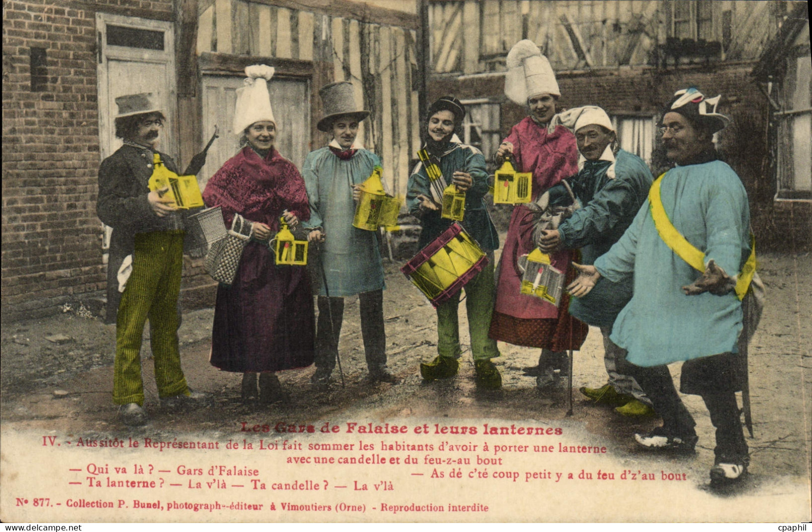 CPA Falaise La lanterne du gars de Falaise Folklore Costume