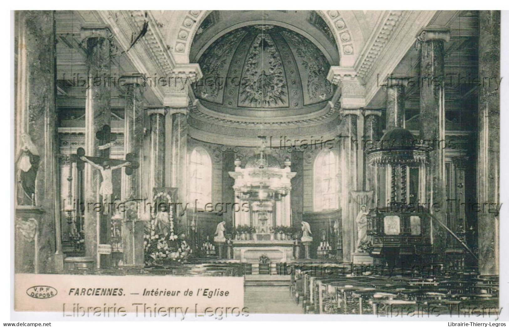 CPA  Farciennes Intérieur de l'Eglise