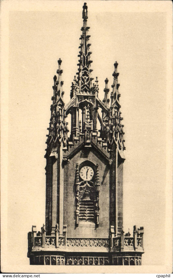 CPA Feurs le clocher de l'eglise ND de Feurs