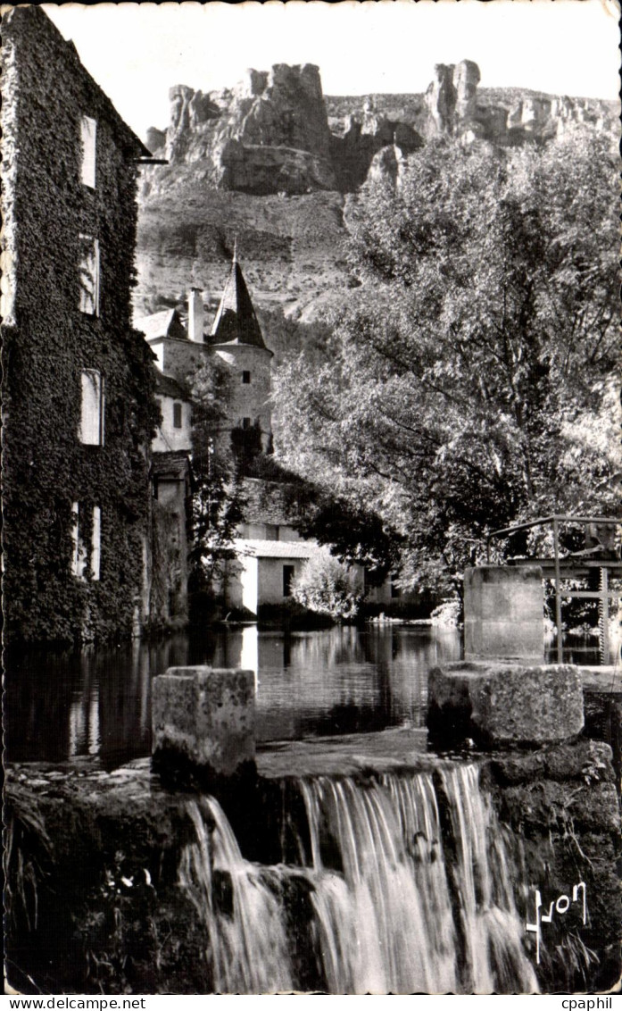 CPA Florac (Lozere) Le rocher de Rachefort et la chute du Pecher