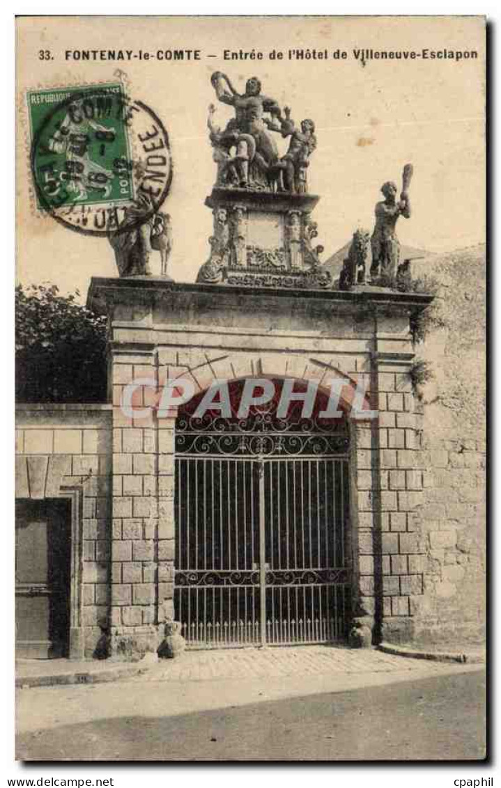 CPA Fontenay le Comte Entree du hotel de Villeneuve Esclapon