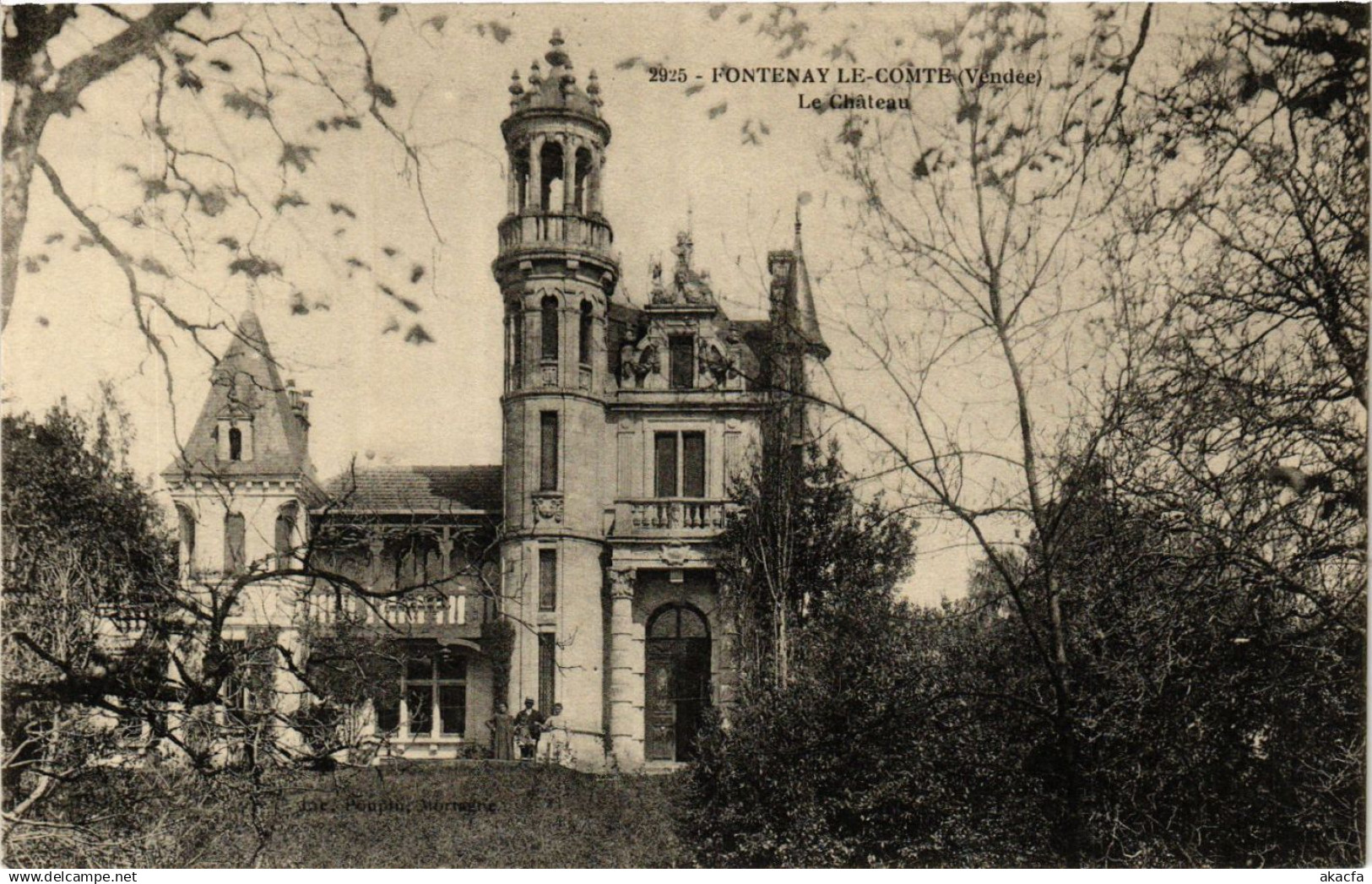 CPA FONTENAY-le-COMTE - Le Chateau (637327)