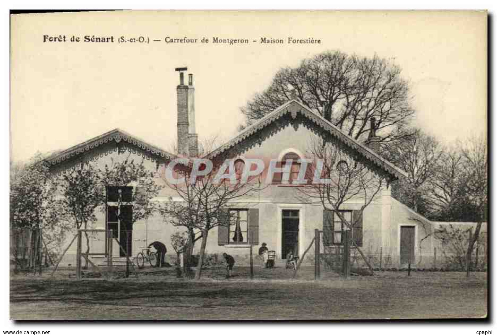 CPA Foret de Senart Carrefour de Montgeron Maison Forestiere