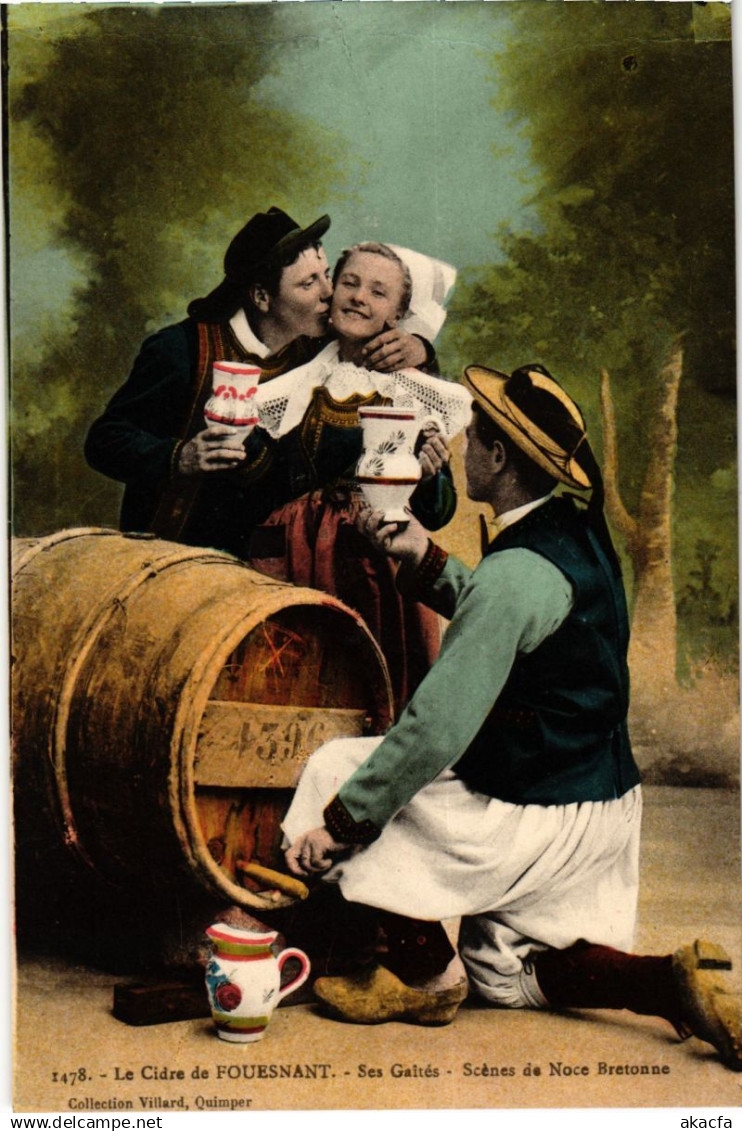 CPA Fouesnant - Le Cidre de Fouesnant - Scene de Noce Bretonne (1033093)