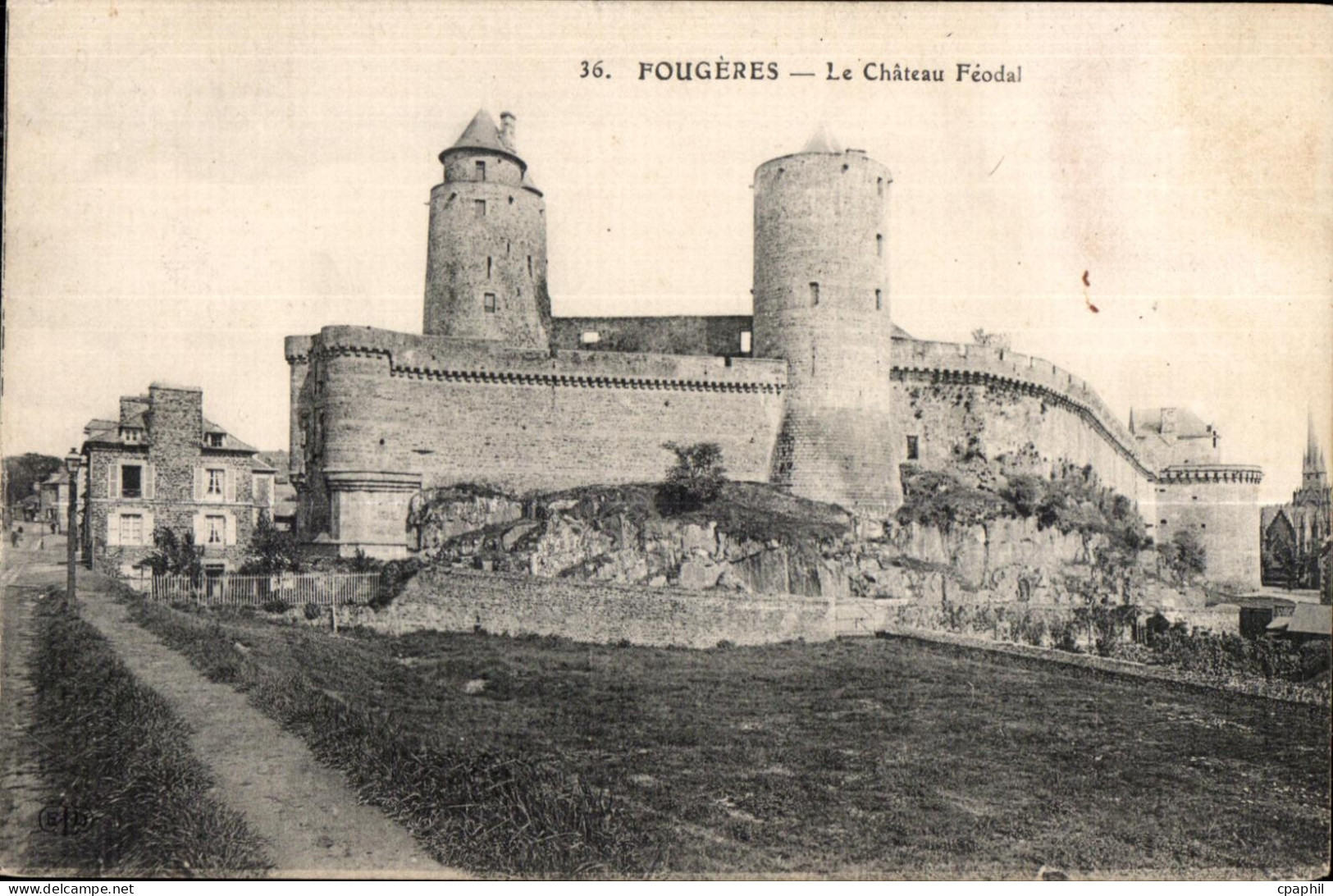 CPA Fougeres Le Chateau Feodal