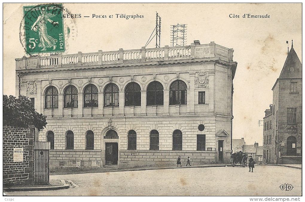 CPA Fougères - Postes et Télégraphes