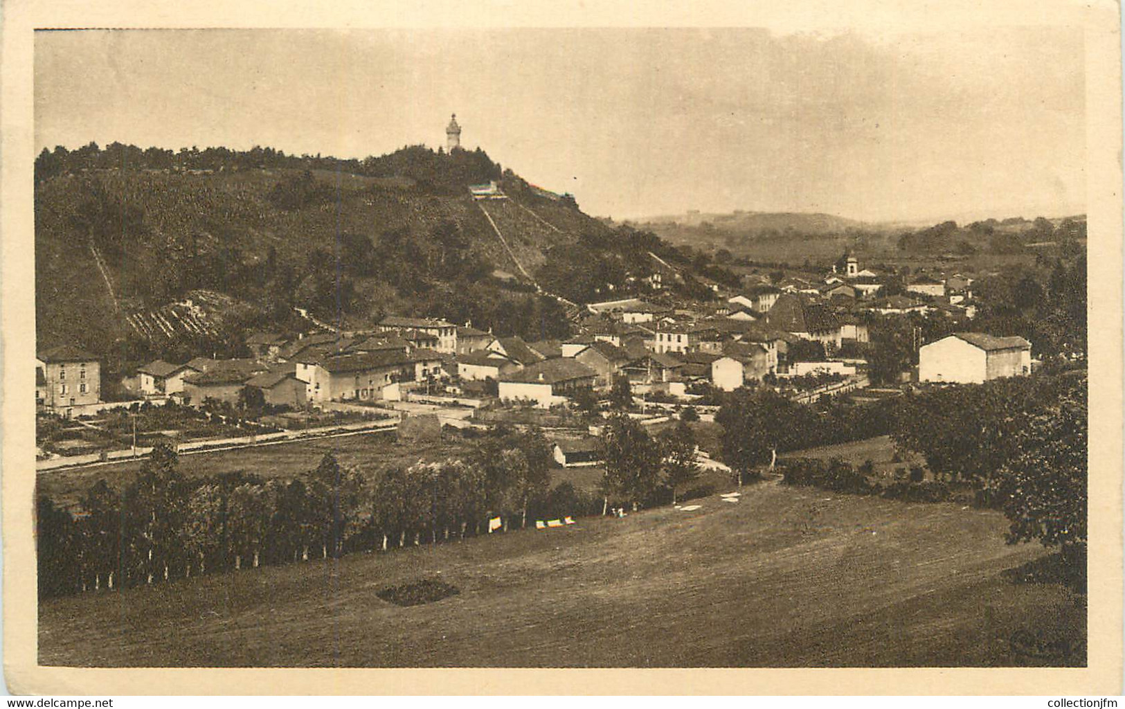 CPA FRANCE 38 " Châtonnay, Vue générale".